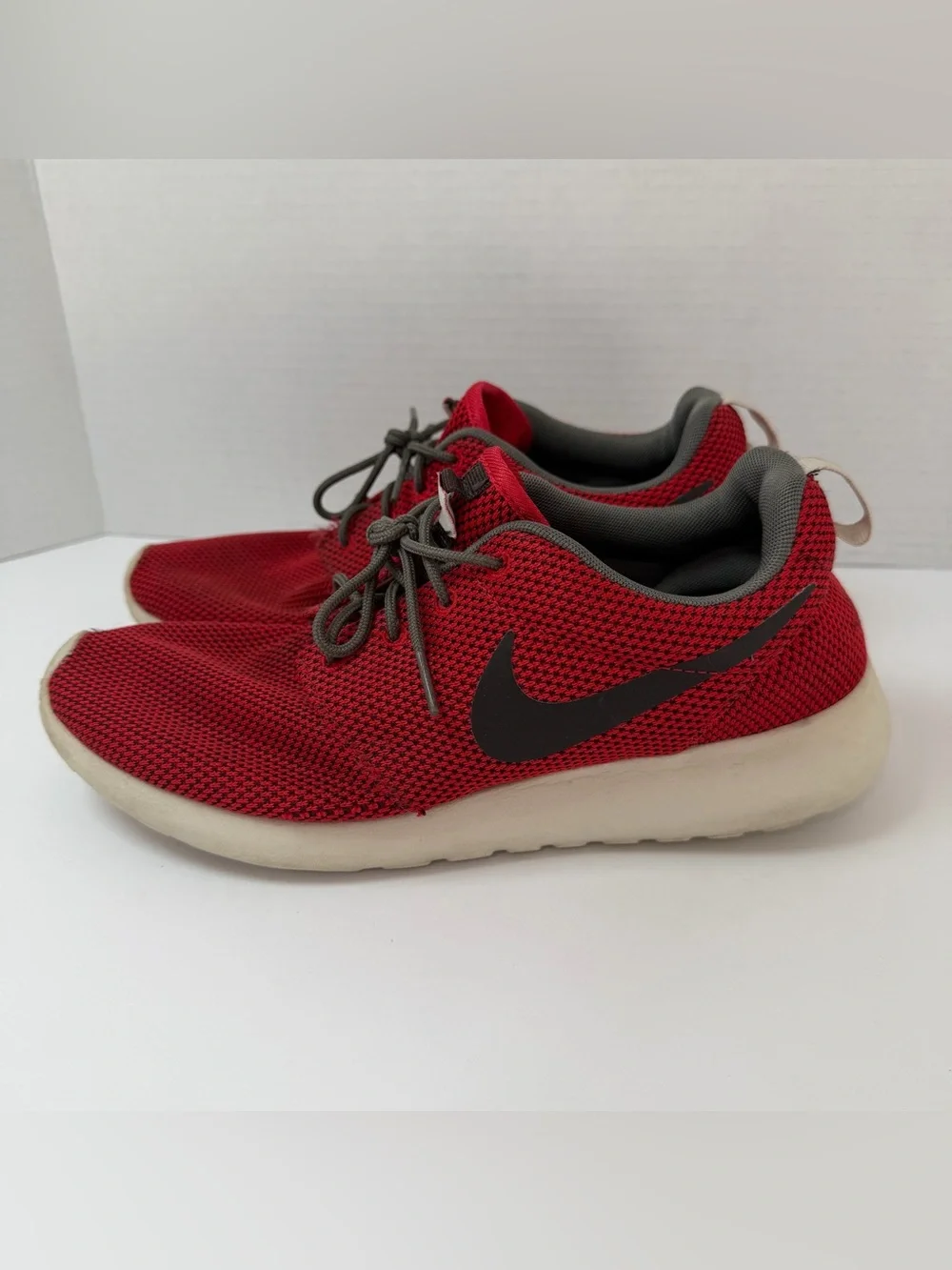 Nike Roshe Run Sneakers